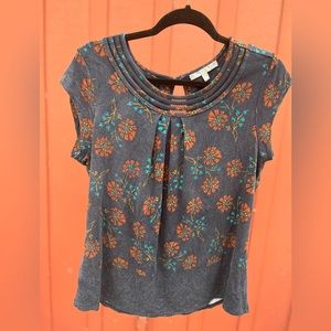 Brinn Scoop Neck Pleat Detail Knit Top